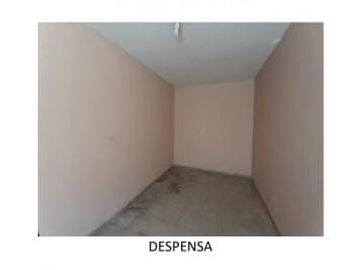 ID1081759 Vendo Casa De 3 Pisos En Av. El Ejercito.Barrio Particular Talara-Jrivera