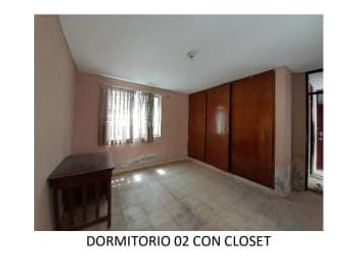 ID1081759 Vendo Casa De 3 Pisos En Av. El Ejercito.Barrio Particular Talara-Jrivera