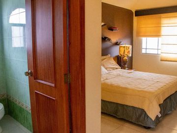 Casa de Venta en Urbanización Manta 2000, Manta, Manabí, Ecuador