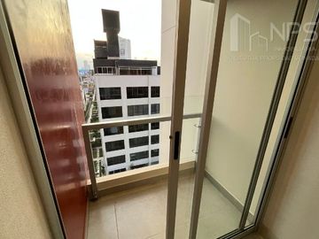 DEPARTAMENTO DE ESTRENO EN ALQUILER EN SANTA CATALINA FRENTE AL C.C LA RAMBLA
