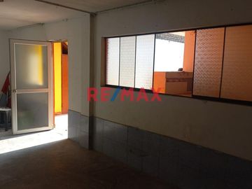 Venta y/o Alquiler de Terreno en Zarate - San Juan de Lurigancho.