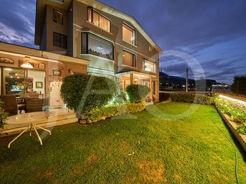Oportunidad de Venta Casa Familiar de 4 Dormitorios – Sector San Juan, Cumbayá