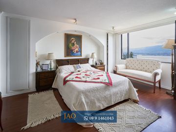 En Venta Amplia Casa de 4 habitaciones en Cumbayá