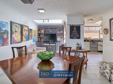 En Venta Amplia Casa de 4 habitaciones en Cumbayá