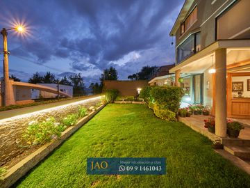En Venta Amplia Casa de 4 habitaciones en Cumbayá
