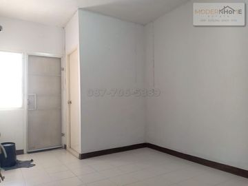 ขายห้องเอื้ออาทรเคหะร่มเกล้า2 พร้อมอยู่ ตึก 115 ชั้น 4 ถ.เคหะร่มเกล้า แขวงคลองสองต้นนุ่น เขตลาดกระบัง กรุงเทพมหานคร