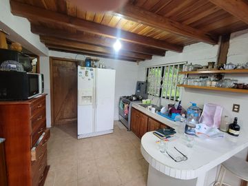 Hermosa finca de 10 Has en Nanegalito con casa de 200 m2 y río cristalino.