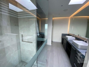 VENTA DE PENTHOUSE EN LA ZONA DE INTERLOMAS