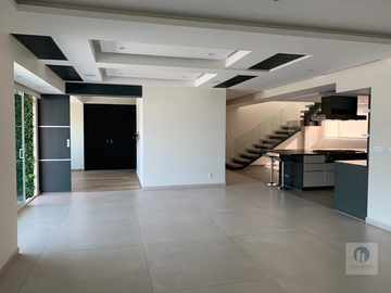 VENTA DE PENTHOUSE EN LA ZONA DE INTERLOMAS