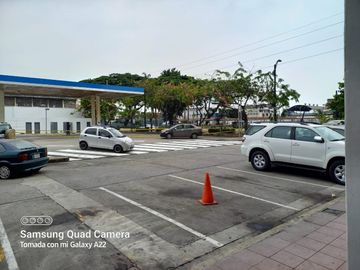 VENTA DE LINDO Y ESPACIOSO DEPARTAMENTO  EN EDIFICIO SAN SEBASTIAN CENTRO SUR