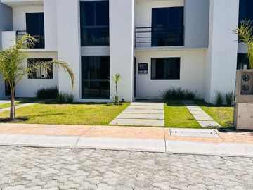 Venta de casa en Tizayuca 3 Recamaras con casa club y Alberca Techada.