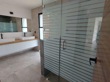 VENTA DE CASAS NUEVAS A 10 MIN DE PLAZA UNIVERSIDAD.