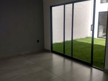 VENTA DE CASAS NUEVAS A 10 MIN DE PLAZA UNIVERSIDAD.
