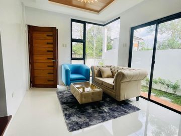 4 𝐁𝐄𝐃𝐑𝐎𝐎𝐌𝐒 SEMI-𝐅𝐔𝐑𝐍𝐈𝐒𝐇𝐄𝐃 𝐇𝐎𝐔𝐒𝐄 𝐅𝐎𝐑 𝐒𝐀𝐋𝐄 𝐈𝐍 DAU, MABALACAT 𝐂𝐈𝐓𝐘, 𝐏𝐀𝐌𝐏𝐀𝐍𝐆𝐀