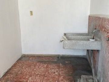 CASA EN VENTA EN PUEBLA, PUE, COLONIA PRADOS AGUA AZUL, IDEAL PARA OFICINAS, CONSULTORIOS, PRECIO DE OPORTUNIDAD