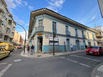 Propiedad central en venta en Loja