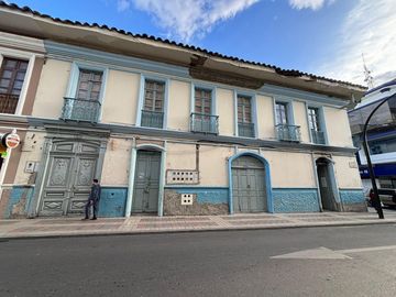 Propiedad central en venta en Loja