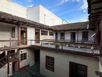 Propiedad central en venta en Loja