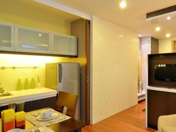 rent to own condo in studio makati pio del pillar buendia