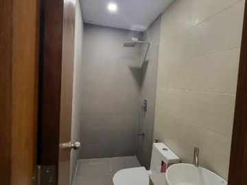 3BR Townhouse FOR SALE Move in Ready inside Premiere Community Development near Pasig