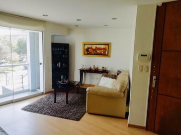 Lindo duplex frente a parque, hermosa vista.