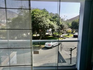 Lindo duplex frente a parque, hermosa vista.