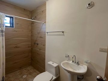 Se renta casa amueblada en Jardín Real Residencial