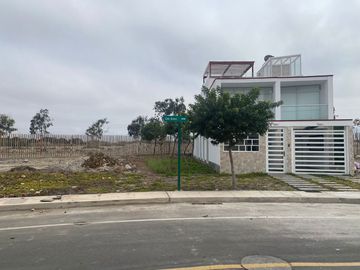 CONDOMINIO ALTO DEL PRADO - TERRENO