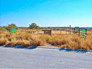 Terreno en Venta en Colinas del Aeropuerto en Pesquería