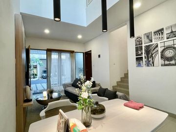 Rumah Baru Mewah Siap Huni 4 Kamar di Jakarta Selatan, Perumahan
