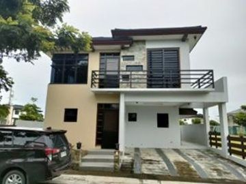 The 2-Storey House for Sale in Solen Residences, Laguna