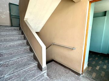 Venta de Casa en san isidro, frente al parque en avenida principal