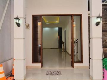 Rumah Murah Bekasi Kodau Cluster Semi Furnish Minimalis Strategis