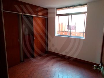SE VENDE EDIFICIO EN ZONA EXCLUSIVA DE CAMINOS DEL INCA