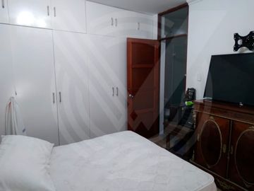 SE VENDE EDIFICIO EN ZONA EXCLUSIVA DE CAMINOS DEL INCA