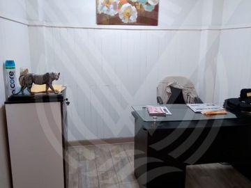SE VENDE EDIFICIO EN ZONA EXCLUSIVA DE CAMINOS DEL INCA