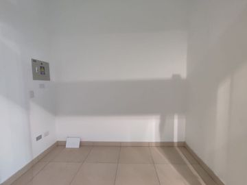 Venta Local Comercial - La Victoria