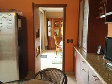 VENTA HERMOSA CASA EN NAYON EN CONJUNTO RESIDENCIAL CON TERRENO PARA OTRA CASA