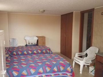 VENTA HERMOSA CASA EN NAYON EN CONJUNTO RESIDENCIAL CON TERRENO PARA OTRA CASA