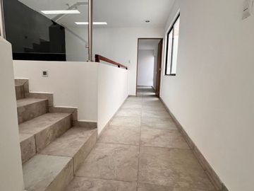VENTA DE CASA CON 4 HABITACIONES Y ROOF GARDEN EN VILLAMAGNA SLP