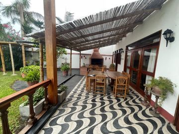 VENTA DE CASA EN ZONA EXCLUSIVA EN LA URB ENCANTADA DE VILLA CHORRILLOS