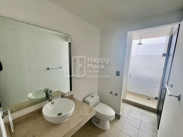 Departamento en venta  en Hacienda de las Palmas, Interlomas.