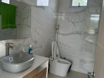 CASA EN VENTA EN EL SECTOR DE JUAN DE ACOSTA A POCOS METROS DE LA PLAYA