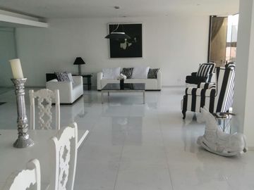 DEPARTAMENTO CON VISTA AL MAR EN MIRAFLORES