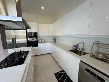 Modern Pool Villa At Mabprachan - Pattaya