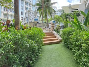 Condo by the Sea with a Private Beach!!! Foreign Name! For Sale: Grand Florida Beachfront Condo, Pattaya – Najomtien, Sattahip, Chonburi
