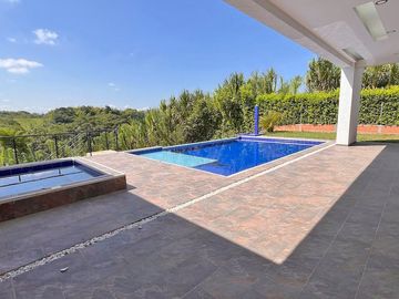 VENTA CASA CAMPESTRE EN CERRITOS PEREIRA