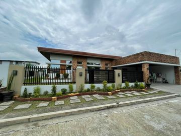 4 BEDROOMS BUNGALOW HOUSE AND LOT WITH POOL FOR SALE IN CONCEPCION TARLAC NEAR CLARK