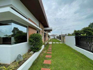 4 BEDROOMS BUNGALOW HOUSE AND LOT WITH POOL FOR SALE IN CONCEPCION TARLAC NEAR CLARK