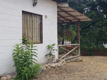 Se vende finca en vía a la costa-Chongón